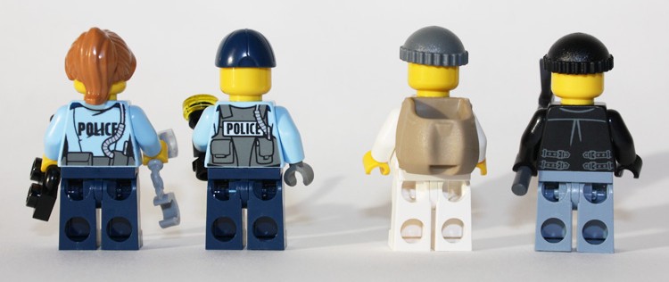 \"LEGO_City_starter_set_60127_06\"