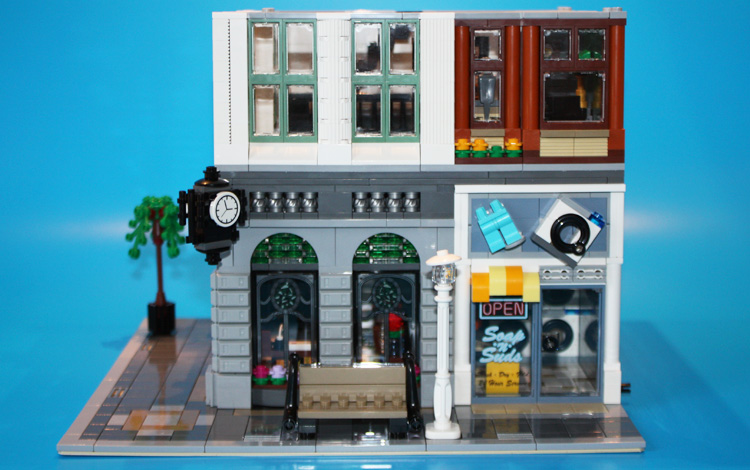 \"2016-01-10_LEGO_Creator_Expert_Brick_Bank_10251_20\"