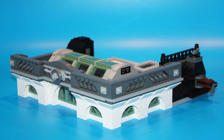 \"2016-01-10_LEGO_Creator_Expert_Brick_Bank_10251_21\"