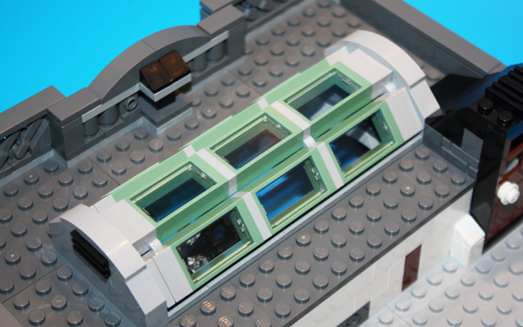 \"2016-01-10_LEGO_Creator_Expert_Brick_Bank_10251_23\"