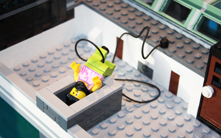 \"2016-01-10_LEGO_Creator_Expert_Brick_Bank_10251_27\"