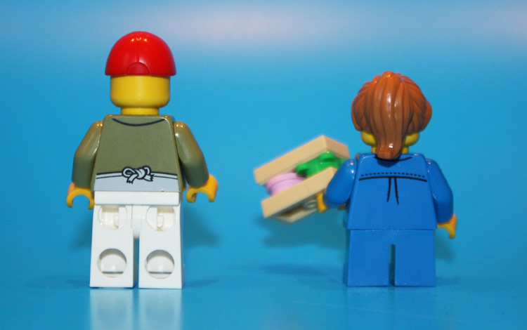 \"LEGO_Creator_Deli_Corner_31050_06\"