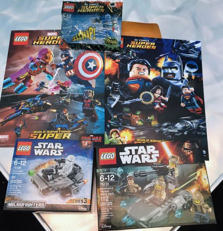 \"lego-toyfairnewyork-goodiebag\"