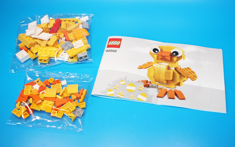 \"LEGO_Seasonal_Easter_Chick_40202_02\"
