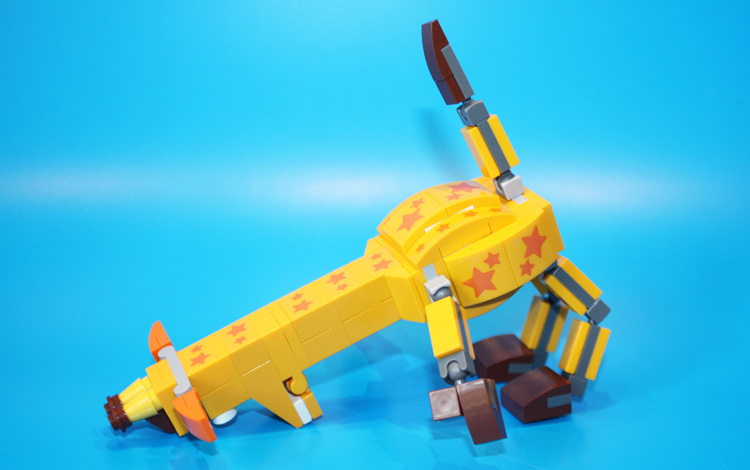 \"LEGO_ToysRus_40228_Geoffrey_&_Friends_05\"