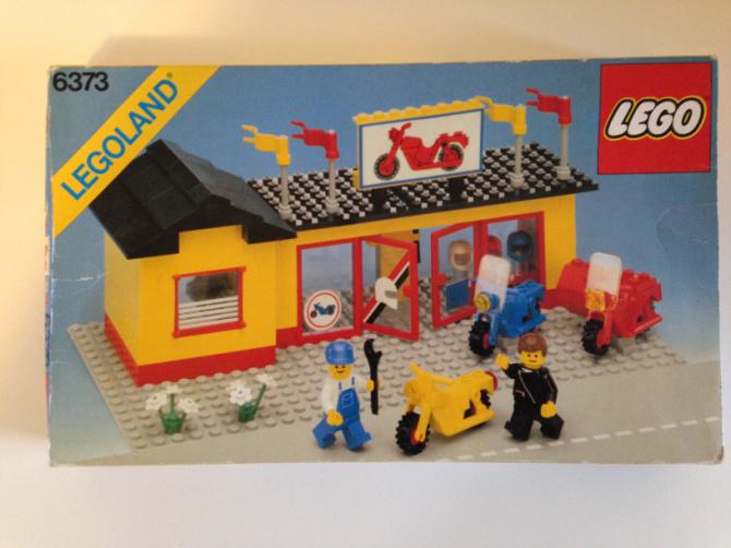 \"LEGO