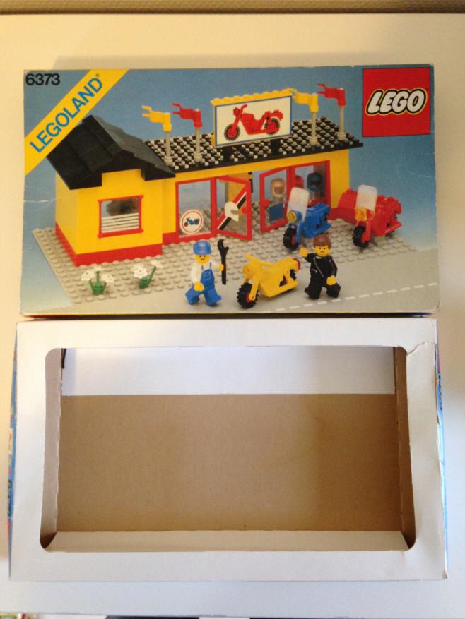 \"LEGO