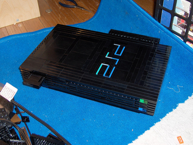 \"PS2\"