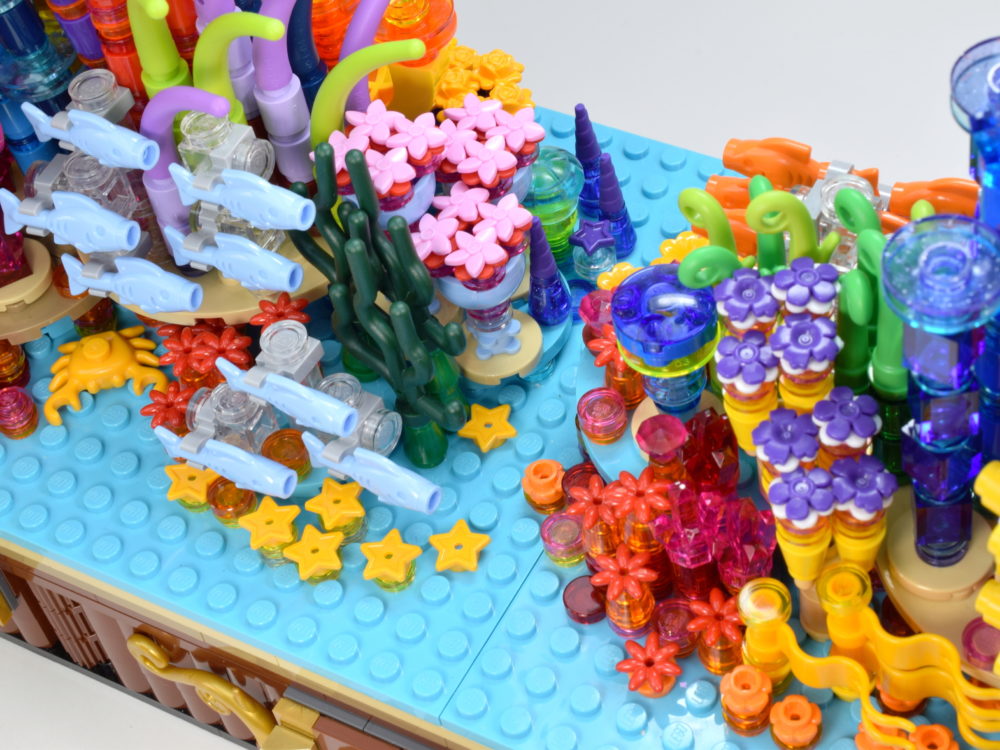 LEGO Ideas Coral Reef Aquarium