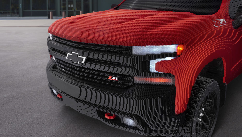 Levensgrote LEGO Silverado