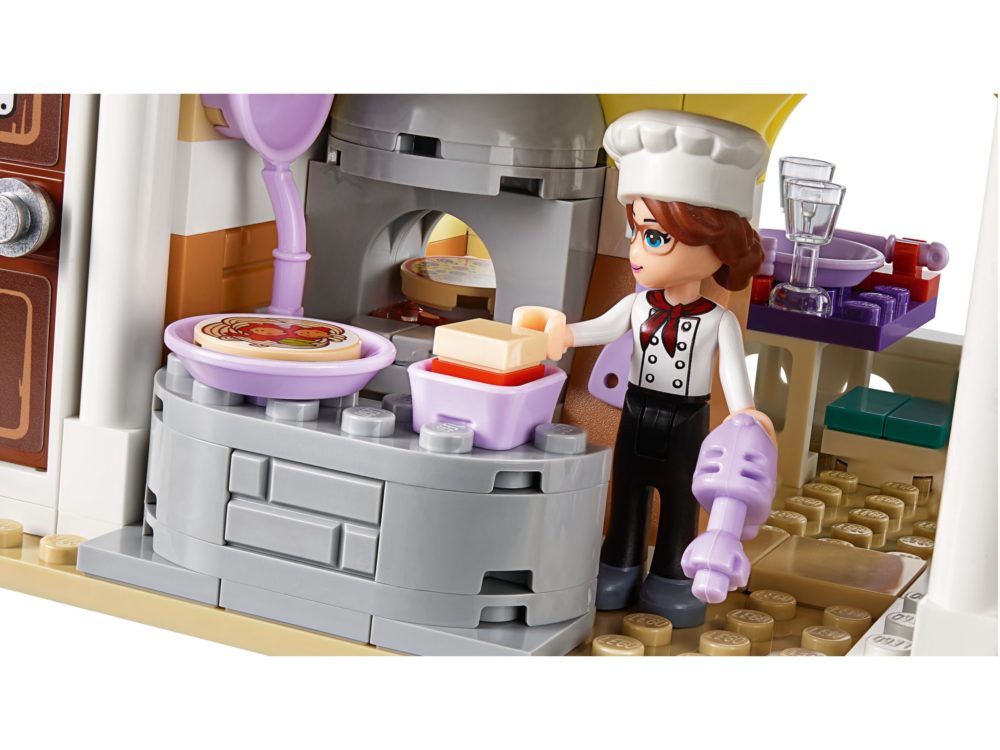 LEGO Friends 41379 Heartlake City Restaurant