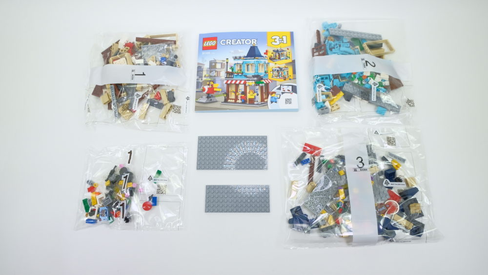 LEGO Creator 31105 Townhouse Toy Store