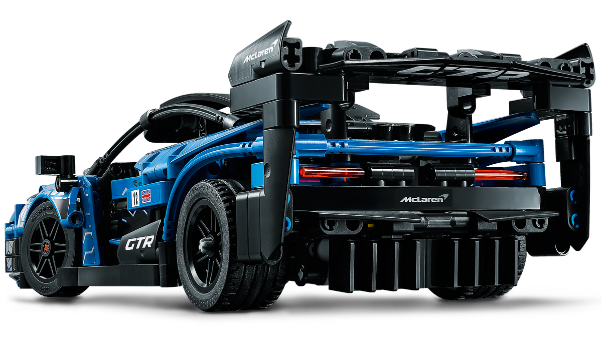 LEGO Technic 42123 McLaren Senna GTR (3)