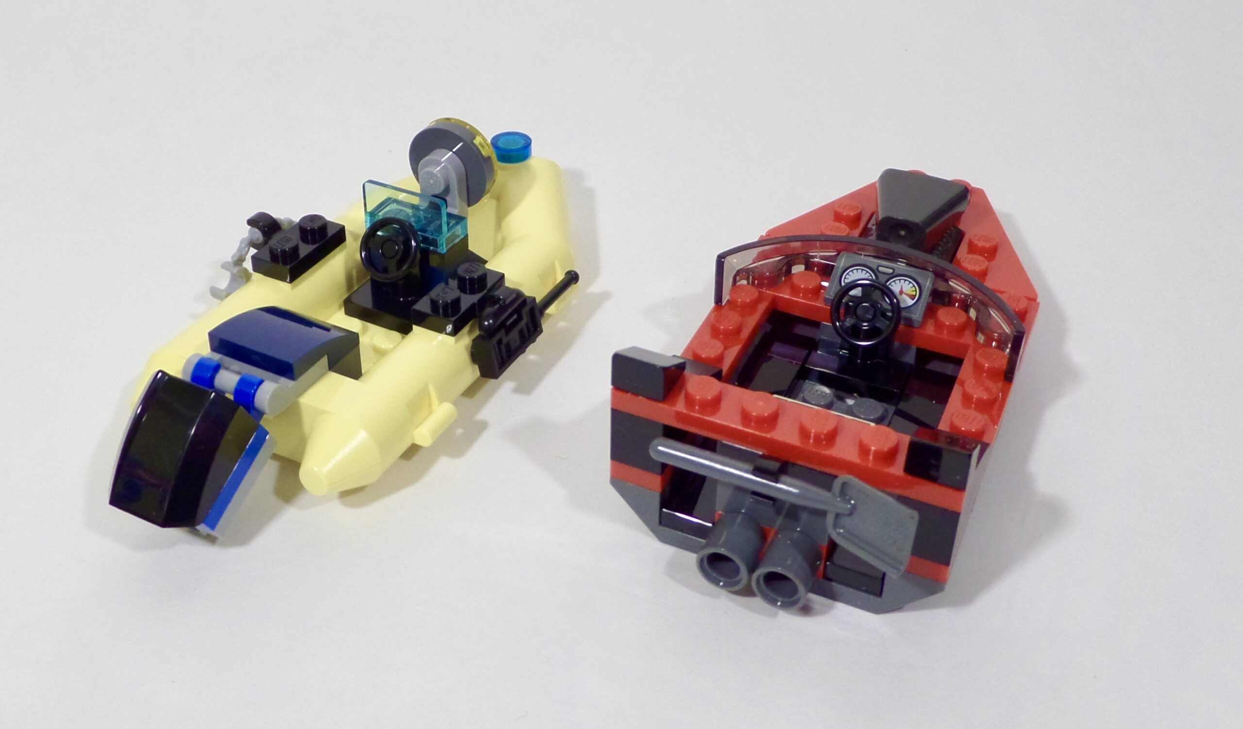 LEGO City 60272 Elite Police Boat Transport