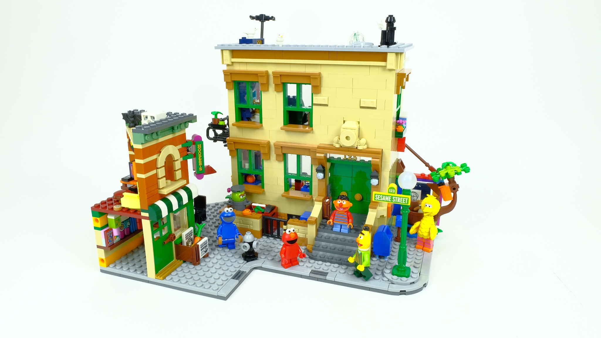 [Review] LEGO Ideas 123 Sesame Street (25)