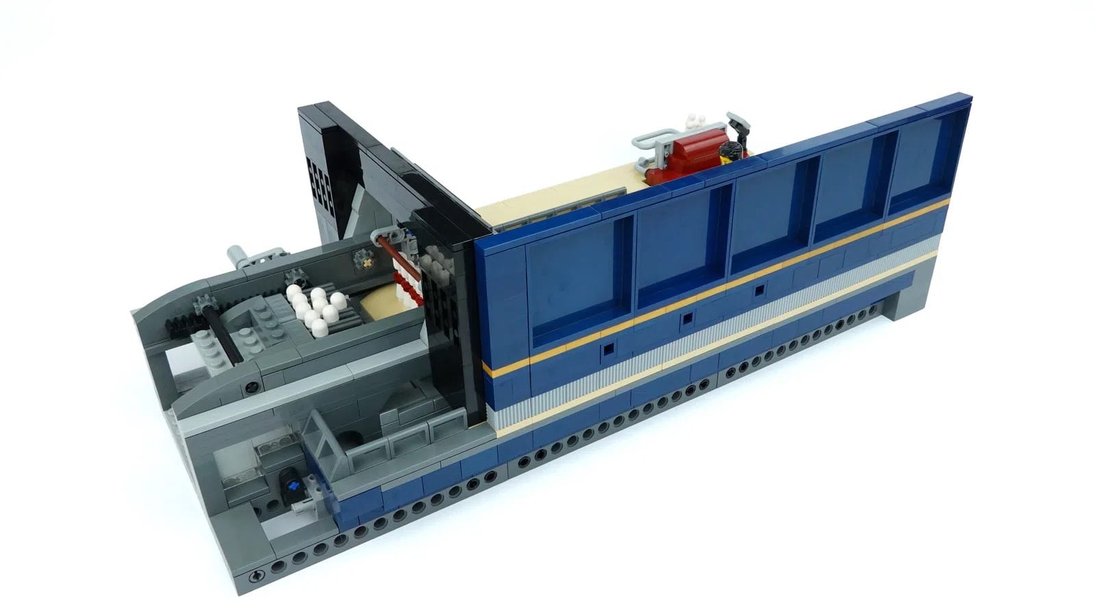 LEGO Ideas Working Bowling Alley (5)
