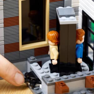 LEGO 10291 Queer Eye - The Fab 5 Loft (3)