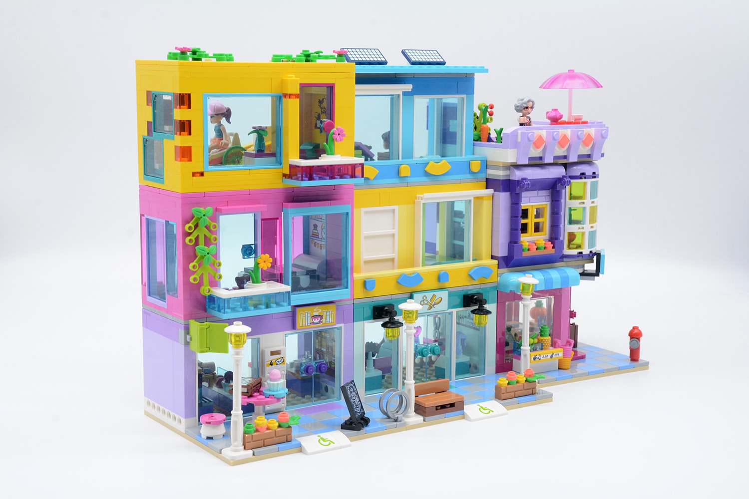 LEGO Friends 41704 Main Street Building