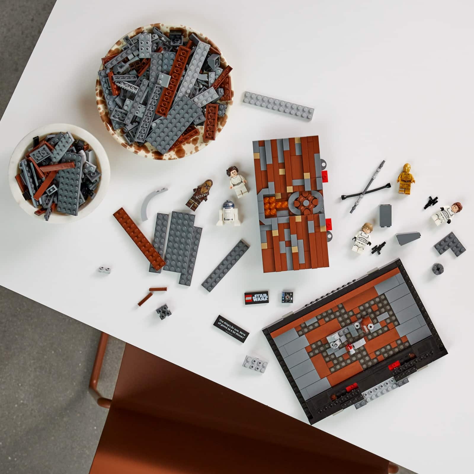 LEGO Star Wars 75339 Death Star Trash Compactor - Lifestyle (18)