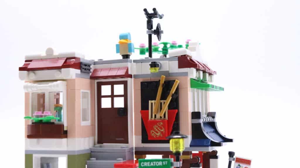 31131 noodle shop 2
