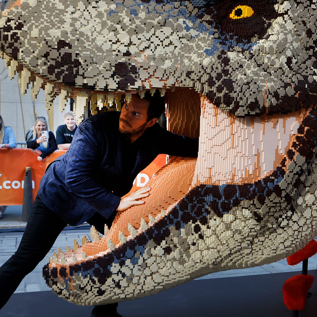 LEGO T. rex beeld van 200.000 steentjes