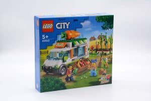 lego 60345 farmers market van (1)