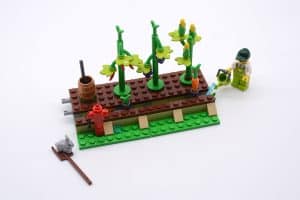 lego 60345 farmers market van (8)