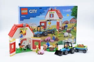 lego 60346 barn & farm animals (3)