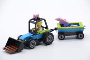 lego 60346 barn & farm animals (5)