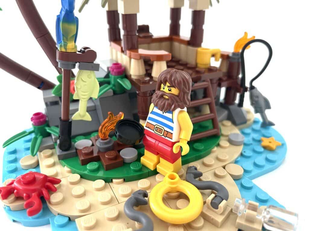 LEGO Ideas 40566 Ray The Castaway