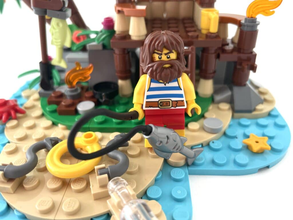 LEGO Ideas 40566 Ray The Castaway