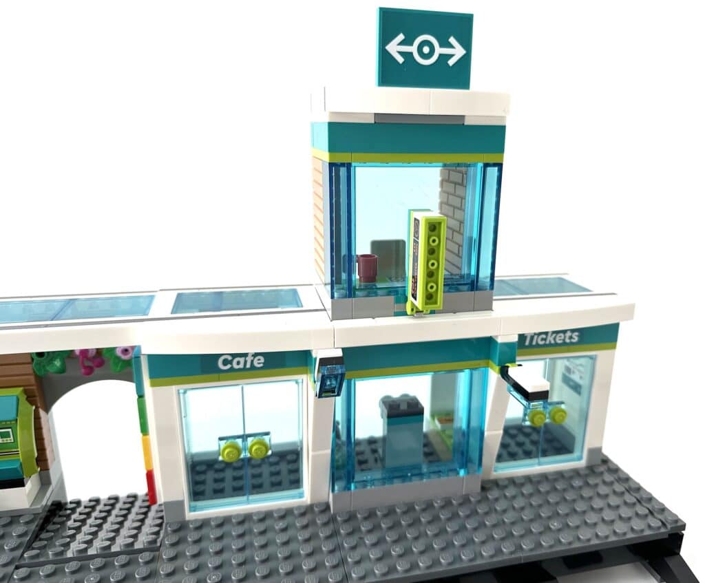 LEGO City 60335 Train Station