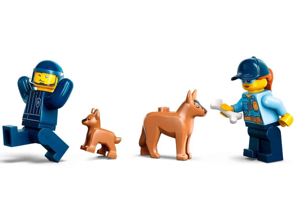 lego city 60369 mobile police dog training (6)