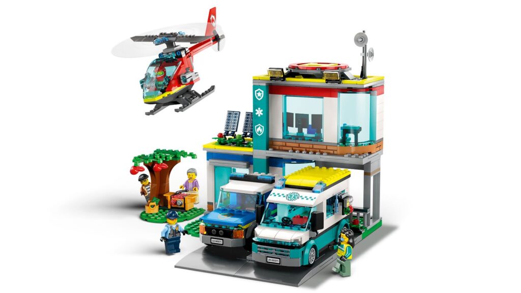 lego city 60371 emergency vehicles headquarters (3)