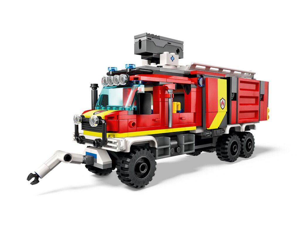 lego city 60374 fire brigade command vehicle (3)