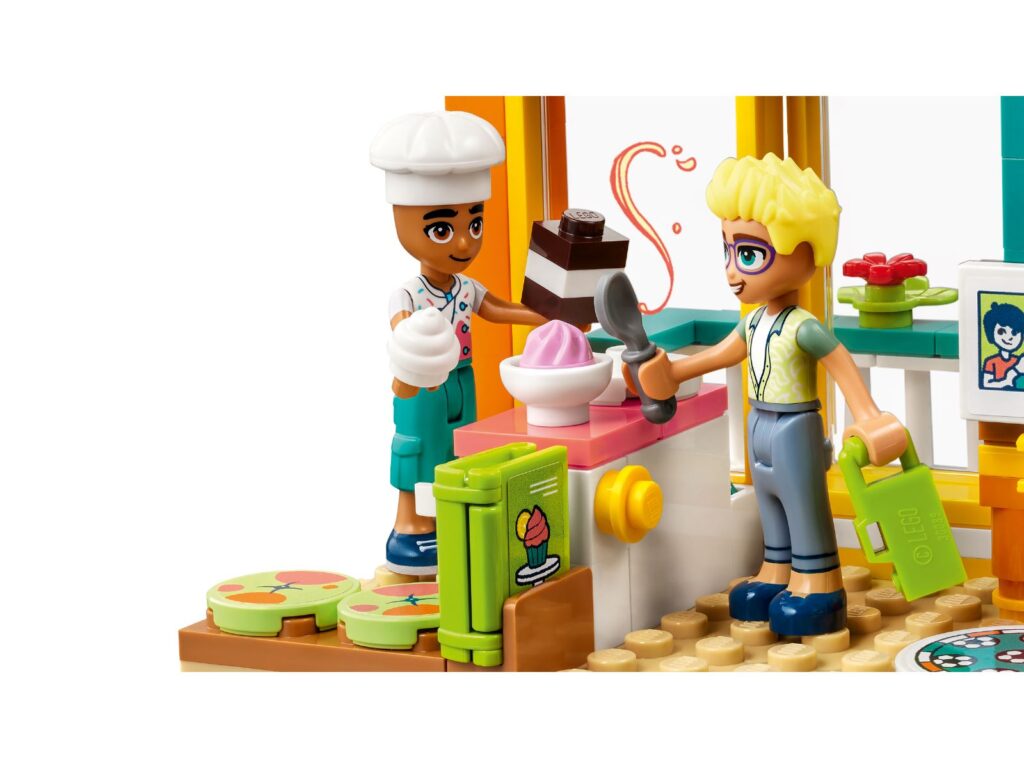 lego friends 41754 leo’s bedroom (6)