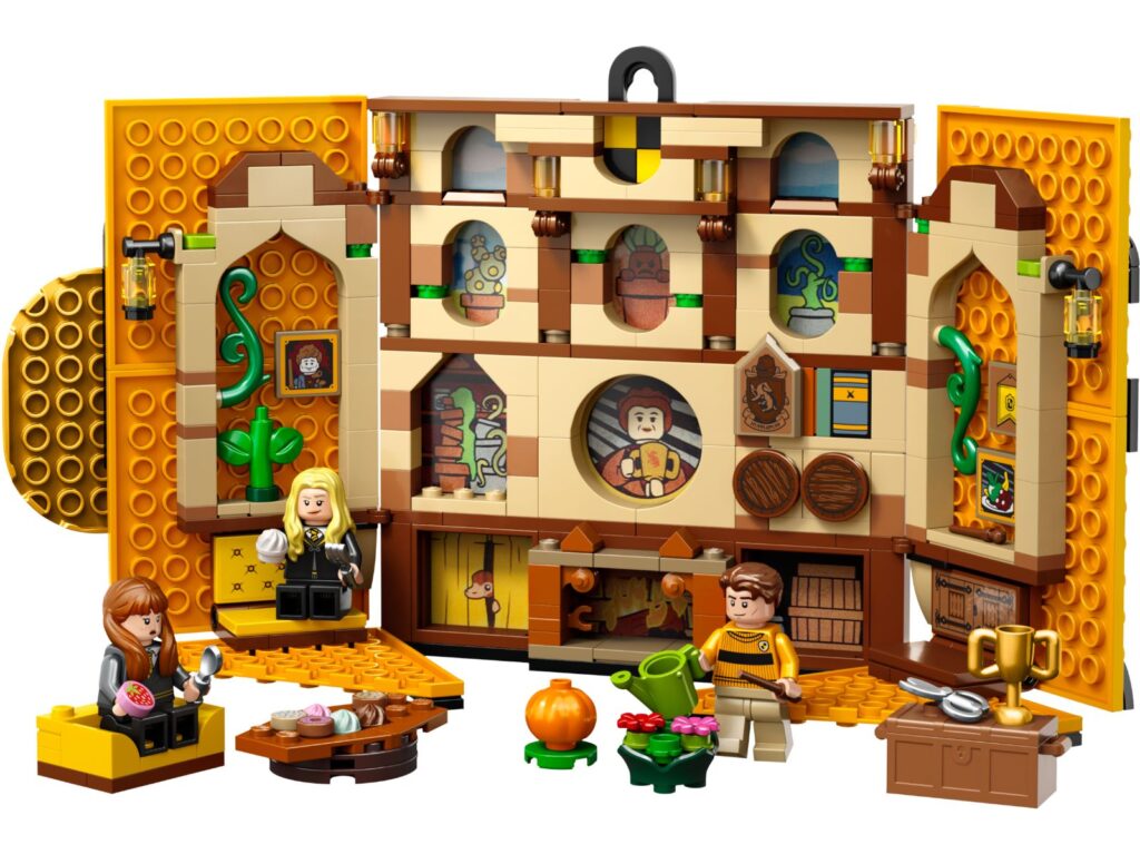 lego harry potter 76412 hufflepuff house banner (3)