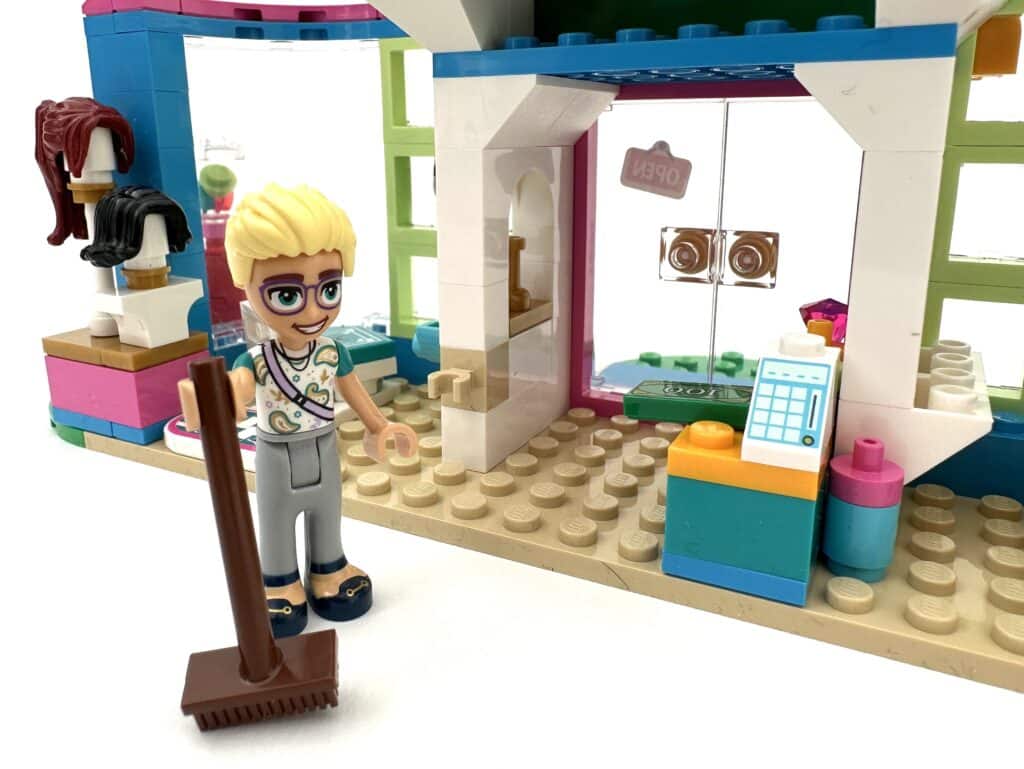 lego friends 41743 hair salon 4