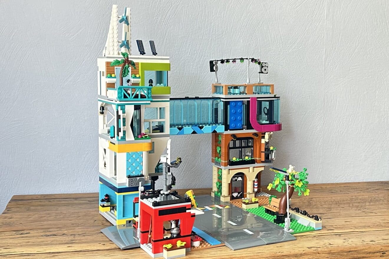 [Review] LEGO City 60380 Downtown - komt tot de kern
