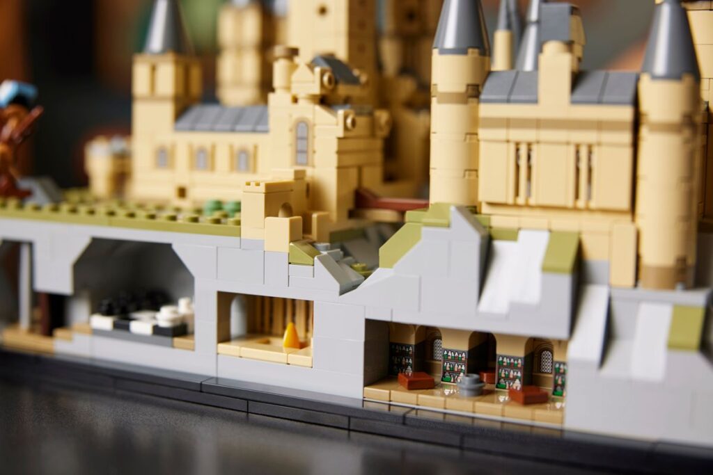 lego harry potter 76419 microscale hogwarts castle and grounds (10)