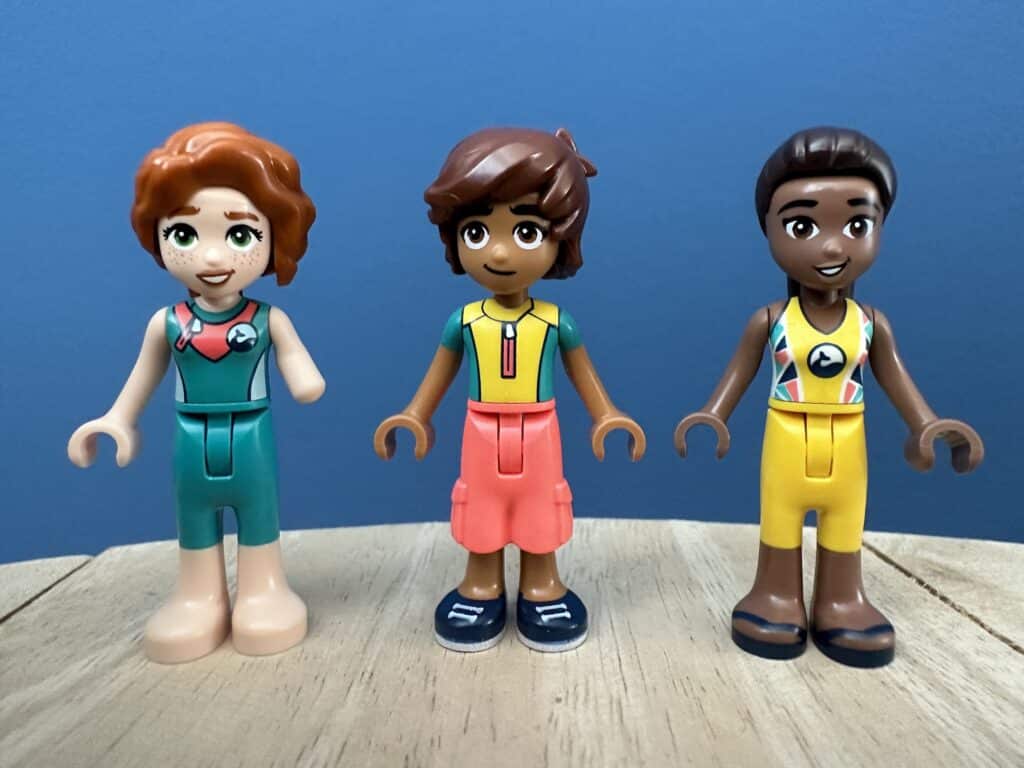 lego friends 41736 sea rescue center 17