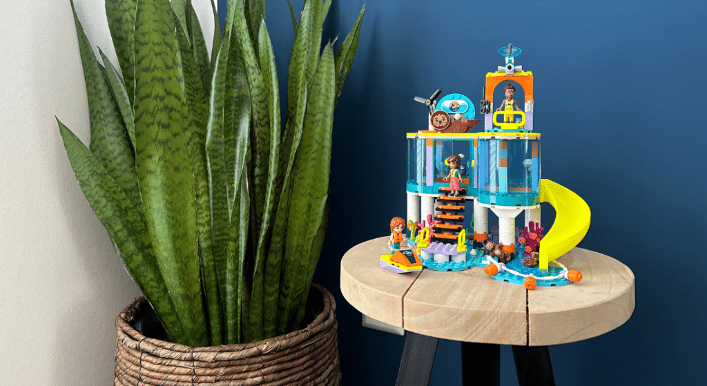 lego friends 41736 sea rescue center header
