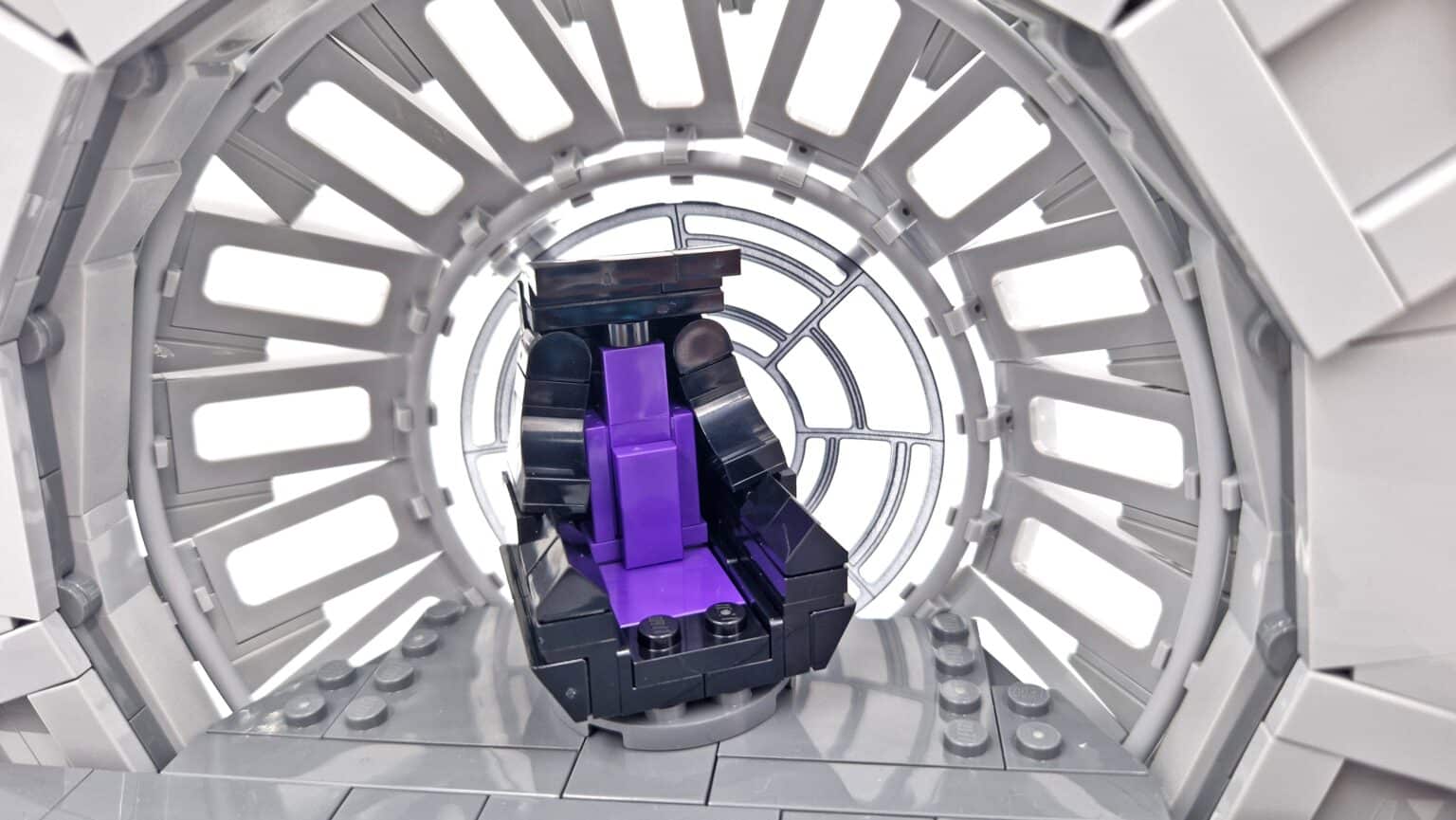 [Review] LEGO Star Wars 75352 Emperor’s Throne room Diorama - 13 in een