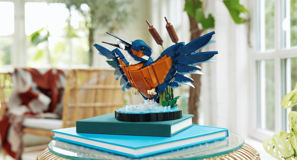 LEGO Icons 10331 Kingfisher Bird – pre-order beschikbaar