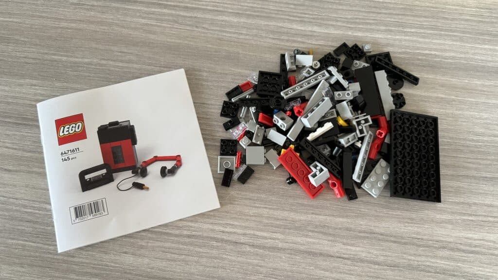 lego 6471611 tape player1