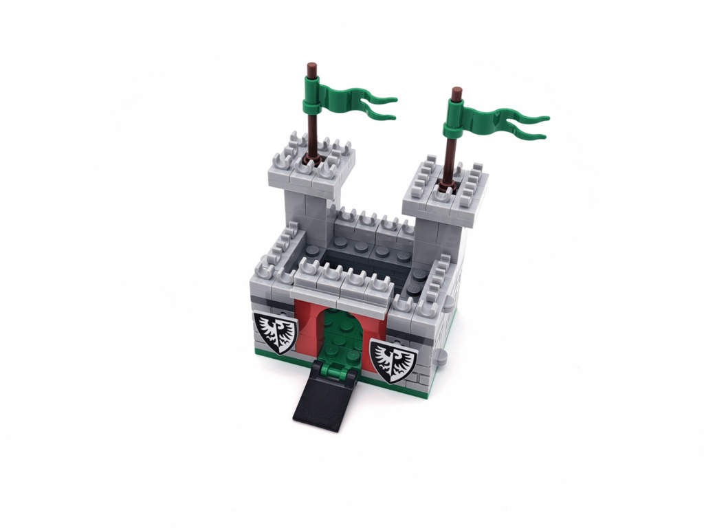 lego 6487473 buildable grey castle (5)
