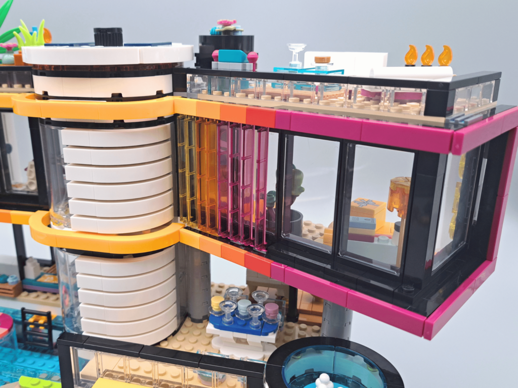 lego friends 42639 andrea's modern mansion (14)