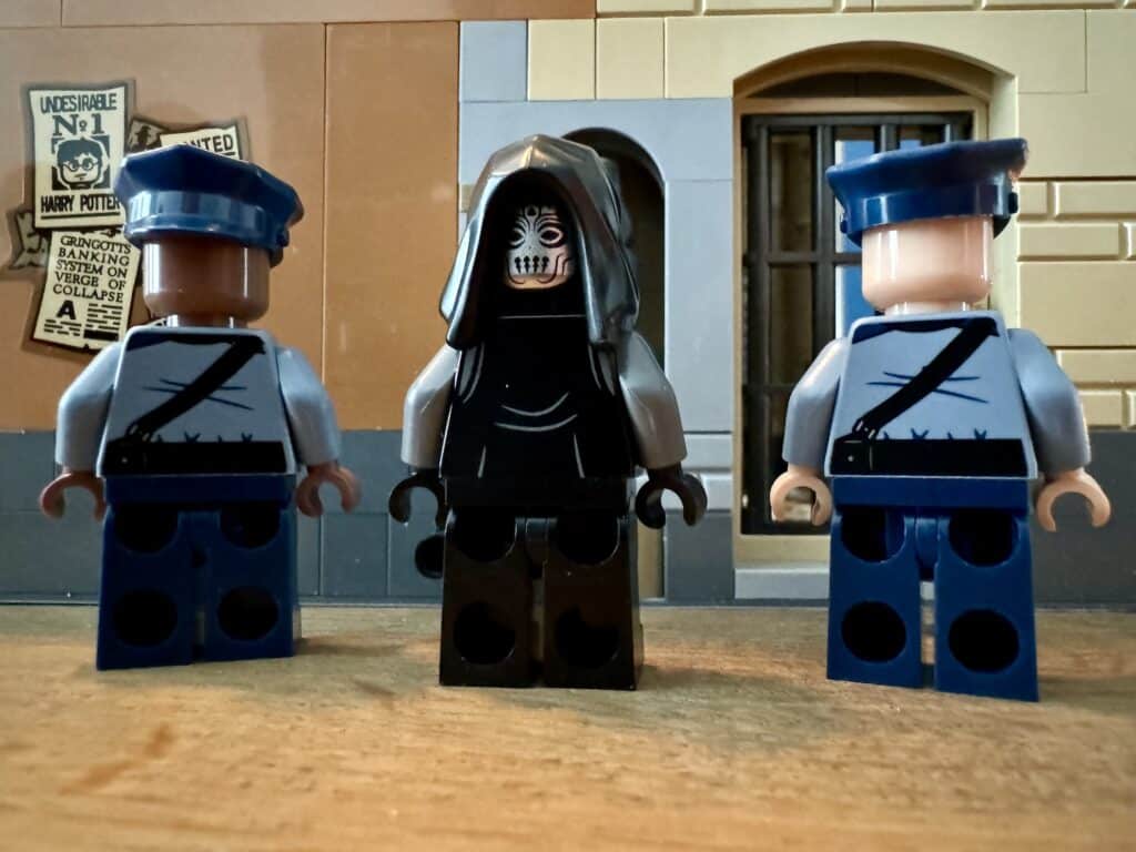 lego harry potter 76417 gringotts wizarding bank minifigures 6