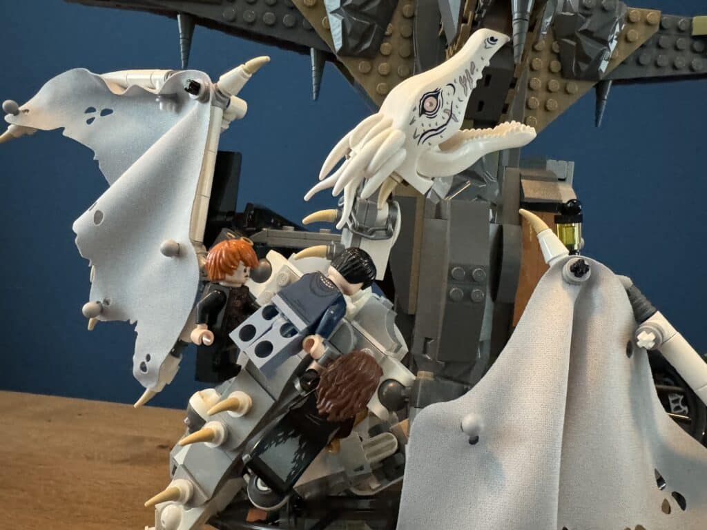 lego harry potter 76417 gringotts wizarding bank2