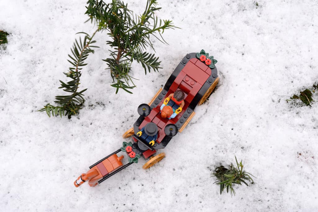 lego seasonal gwp 40603 wintertime carriage ride review (7)